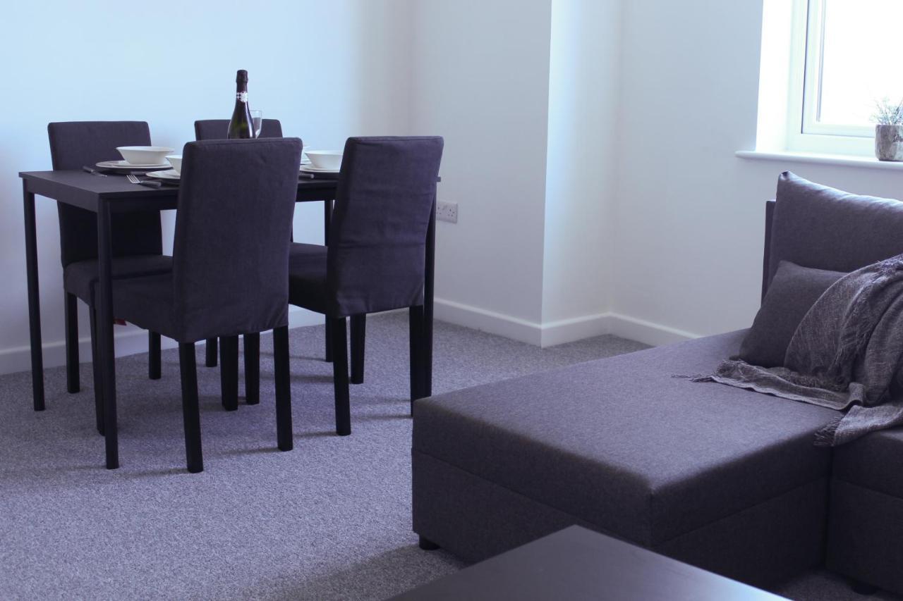 Stylish 1Br Apartment In The Heart Of Heywood エクステリア 写真