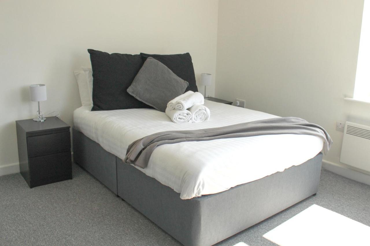 Stylish 1Br Apartment In The Heart Of Heywood エクステリア 写真